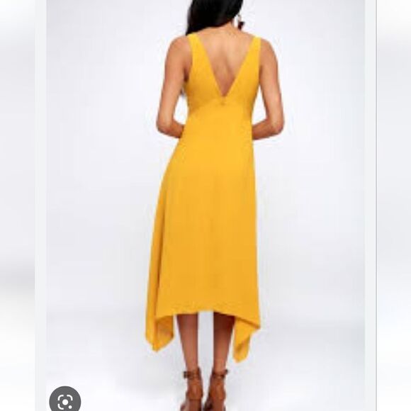 NWOT Gianni Bini Asymmetrical Maxi in mustard yellow 💛 - Picture 4 of 10